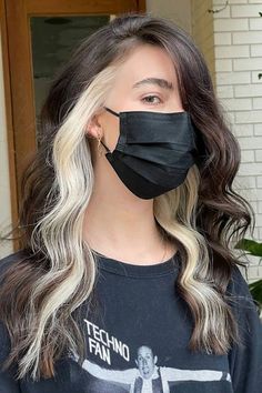 Peekaboo Hair, Hair Maintenance Tips, Highlights Hair, Hair Color Techniques, Brown Blonde Hair, Hair Inspiration Color, Hair Inspo Color