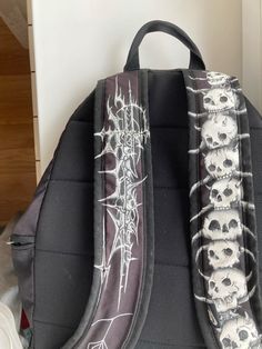 drawing neotribal art and skulls on my backpack  #neotribal  #skull  #drawing Drawings On Backpacks, Custom Backpack Ideas, Backpack Customize Ideas, Drawing On Backpack, Backpack Painting Ideas, Emo Backpack, Diy Backpack Decoration, Painted Backpack, Punk Backpack