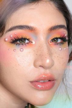 About Face Matte Fluid Eye Paint Looks, Abstract Makeup Looks, Eyeliner Trends, Editorial Make-up, Abstract Makeup, Colourful Makeup, Coachella 2022, Makeup Contouring, Concept Shoot