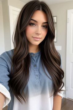 Brunette Middle Part, Dark Cool Brown Hair, Dark Hair Green Eyes, Brunette Hair Ideas, Old Money Brunette, Natural Eyeshadow Looks, Warm Blonde Highlights, Cool Brown Hair, Formal Hairstyles For Short Hair