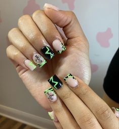 Green Short Nail Designs, Acrylic Toe Nails, Drip Nails, French Tip Acrylic Nails, How To Book