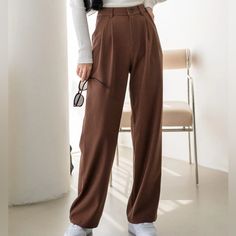 Never Worn! Super Cute And Comfy Fits A S/M Light Academia Pants, Wide Leg Trousers Outfit Casual, Trousers Outfit Casual, Wide Leg Trousers Outfit, Slacks Outfit, Brown Pants Outfit, Brown Slacks, Mode Hijabi, Elegantes Outfit Frau