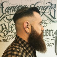 Haircut For Men Fade, Skin Fade Pompadour, Skin Fade Hairstyle, Bald Haircut, Haircuts For Balding Men, Balding Mens Hairstyles, Men With Beards, Pompadour Men, Fade Skin