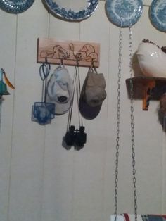 there are many items hanging on the wall