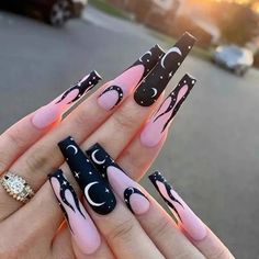 🎃 Get ready to spookify your nails this Halloween with these wickedly cute designs! 💅🏼 From creepy crawly spiders to ghostly ghouls, these nail art ideas will have you howling with delight. #HalloweenNails #NailArt #SpookySeason #TrickOrTreatYoSelf #GhoulishGlam #WitchyVibes #Boo-tifulNails #FangtasticManicure #NailGoals #HalloweenHype 🕷️👻🎃 Ongles Goth, Nail Art Halloween, Moon Nails, Goth Nails, Gel Nail Kit, Luxury Nails