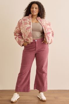 These Straight Leg Corduroy Jeans provide a perfect balance of comfort and style, with a loose fit that’s relaxed yet flattering. Designed to be snug in all the right places, they accentuate your shape while offering a cozy, all-day wear. White Dress Boots, Plus Size Fall Outfit, Plus Size Fall, All The Right Places, Pajama Dress, Skirts With Boots, Corduroy Jeans, Boxy Tee, Bottom Clothes