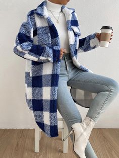 Product information: Pattern: checkered Color: black and white plaid, pink and white plaids, apricot white plaid, blue and white plaid, coffee White Size: S,M,L,XL Version: Loose Popular elements: splicing Thickness: thick Main fabric composition: Polyester (polyester fiber) Length: length (80cm Applicable Gender: Female Applicable age group: Adult Sleeve length: long sleeve Process: Printing （Unit: cm） Note: 1. Asian sizes are 1 to 2 sizes smaller than European and American people. Choose the l Mode Tips, Loose Coats, Winter Mode, Plaid Coat, Teddy Coat, Weave Style, Turndown Collar, Long Sleeve Plaid, Polar Fleece