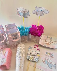 there are many items on the table to be used for birthdays and baby showers