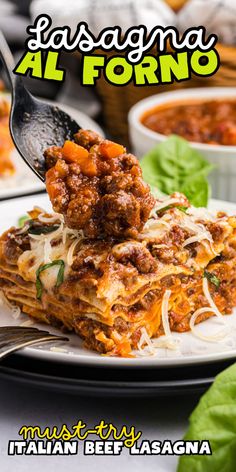 Lasagna al forno Types Of Lasagna, Authentic Lasagna, Red Wine Beef, Lasagna Bolognese, Seafood Lasagna, Beef Lasagna, Beef And Pork, Traditional Lasagna, Lasagna Pasta