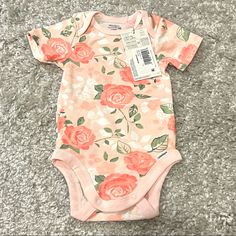 Modern Moments By Gerber Organics Floral Rose Onesie Size 12 Months Beautiful Onesie For Baby Girl Snap Crotch 97% Organic Cotton, 3% Spandex Brand New With Tags Modern Moments By Gerber, Month Colors, Big Girl, Girl Clothes, Girl Room, Pink Floral, Childrens Clothes, 12 Months