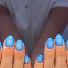 Cute Nails Inspo Short, Very Very Short Nails, Cute Short Nails Blue, Short Nails One Color, Short Nails Aura, Cute Nails Dip, Short Dipped Nails Ideas, Short Nail Designs Aura, Aura Gel X Nails