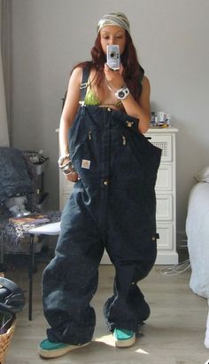 Lallopaloza Outfits, Overalls Outfit Aesthetic, Street Style Outfits Casual, Drip Drip, Outfit Streetwear, Earthy Outfits, Streetwear Aesthetic, 2000s Fashion Outfits