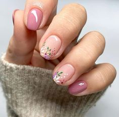 Nails Pink Acrylic, Mauve Nails, Nails Glossy, Press On Nails Short, Nails Cute, Simple Gel Nails, Floral Nail Art, Vacation Nails