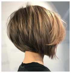 Concave Bob Hairstyles, Bobbed Hairstyles With Fringe, Hairstyles Reference, Straight Bob Haircut, Κούρεμα Bob, Stacked Haircuts, Inverted Bob Hairstyles, Short Wavy Bob, Stacked Bob Hairstyles