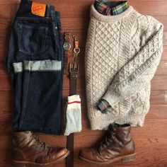 Mens Outdoor Fashion, Great Outfits, Mens Fashion Rugged, Fall Outfits Men, Mens Casual Dress Outfits, Flat Lay Photography, Mens Fashion Casual Outfits, Stylish Mens Outfits, Outdoor Fashion