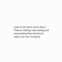 Words | @maryavenue7 Own Company, Taking Care Of Yourself, Life Quotes Love, 背景 シンプル, Self Love Quotes, Powerful Quotes, Note To Self, Pretty Words, Woman Quotes