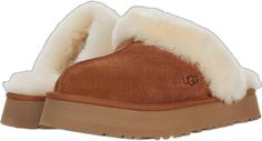 Casual Shearling Slip-on Mules, Casual Shearling Slip-on Slippers, Casual Sheepskin Slip-on Clogs, Slip-on Indoor Clogs, Ugg Shoes Women, Ugg Style, Shoes Ugg, Chestnut Color, Slide Slippers