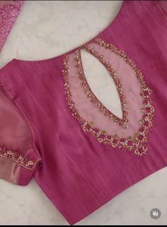 Netted Blouse Designs, Maggam Work Blouse, Sari Design, Cutwork Blouse Designs, Blouse Design Images, Blouse Designs Indian, Ladies Blouse Designs