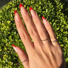 Red Tip Nails, White Stiletto Nails, Red Stiletto Nails, Red Acrylic Nails, Nagel Tips, Red Nail Polish, Red Nail, Oval Nails, Acrylic Nail Art