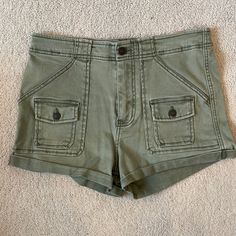 Abercrombie And Fitch High Rise Green Shorts. New, Never Been Worn. Excellent Condition. Comes From A Pet Free And Smoke Free Household. Size 4. Waist 27 Inches. Summer Mid-rise Cotton Cargo Shorts, High Rise Cotton Cargo Shorts For Summer, Green High-waisted Shorts With Pockets, Summer High Rise Utility Shorts, High Rise Utility Shorts For Summer, Utility High Rise Shorts For Summer, Summer Mid-rise Utility Shorts, Summer Utility Mid-rise Bottoms, Green Short Utility Pants