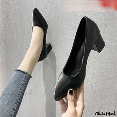 Olivia Mark - Womens Elegant Black Formal Shoes with Small, Sleek Heels - Perfect for Dress Code and Occasions Black Dress Elegant, Black Formal Shoes, Formal Dress Shoes, Formal Pumps, Black Formal Dress, Formal Heels, Shoes Elegant, Rough Heels, Elegant High Heels