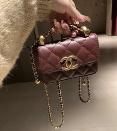 Chanel Mini Flap Bag, Hot Handbags, Crochet Shoulder Bags, My Style Bags, Dream Bag, Luxury Bags Collection, Chanel Mini, Dream Bags, Girly Bags