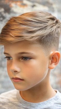 The Long Top Short Sides cut combines versatility with a modern edge, making it perfect for school. It’s easy to style and looks great all day. Click the pin and follow us for more school-ready haircut inspiration! #LongTopShortSides #BoysHaircuts #ModernStyle #BackToSchool #KidsFashion Boys Haircut Long On Top Short On Sides, Boys Hair Long On Top Short On Sides, Boys Haircut Long On Top, Trending Boys Haircuts, Kids Haircuts, Short Hair For Boys, Cool Boys Haircuts, Thick Coarse Hair, Boy Haircuts Long