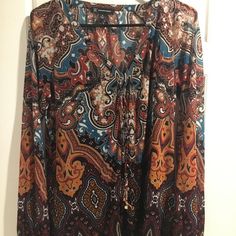 Never Worn. Boho Style Fall Multicolor Paisley Print Blouse, Casual Brown Paisley Print Tops, Black Bohemian Tops With Paisley Print, Fall Orange Tops With Vibrant Print, Casual Black Paisley Print Blouse, Casual Black Blouse With Paisley Print, Ribbed Turtleneck Top, Paisley Color, Tan Blouse