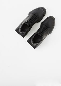 Totokaelo MAN - Rick Owens Black Rick Owens x Adidas Tech Runner Sneaker Shoes Pic, Black Rick Owens, Adidas Tech, Shoe Pattern, Retro Sneakers, Street Wear Urban, Sneakers Men Fashion, Designer Sneakers, Beauty Accessories