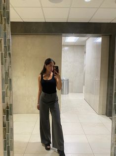 Work outfit inspo Going Out Outfits, Work Outfit, Going Out, Outfit Inspo, Pants, Closet, Trousers