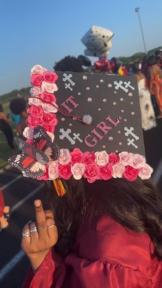 Chrome Hearts Graduation Cap, Sza Inspired Graduation Caps, Rod Wave Graduation Cap, Graduate Cap, Graduation Cap Ideas Sza, Graduation Cap Designs Girly, Bratz Graduation Cap, Decorate Cap For Graduation