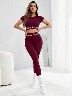 7 Sportswear Activewear With Short Sleeves For Lounging, Sporty Short Sleeve Loungewear Set, High Stretch Short Sleeve Activewear For Loungewear, Sporty Workout Sets With Short Sleeves, Athleisure Sports Set With Short Sleeve, Athleisure Short Sleeve Sports Sets, Short Sleeve Athleisure Sports Set, Fitted Short Sleeve Athleisure Sets, Sportswear Sets With Short Sleeve For Sports