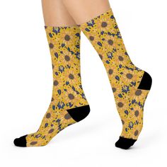 Sweet Sunflower Socks Sunflower Cushioned Crew Socks Sunflower - Etsy Cute Sunflower Shoes, Sunflower Slippers, Boots With Sunflowers, Boho Socks, Sunflower Socks Knit, Bee Sock, Sunflower Gifts, Flower Lover, Gifts For Nature Lovers