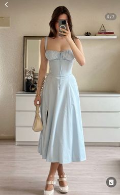 #pinterest #art #inspiration #elegant #outfits Contrast Outfit, Elegant Fashion Outfits, Modest Casual Outfits, Pinterest Art, Elegant Outfits, Cute Prom Dresses, Short Dresses Casual, Fashion Mistakes