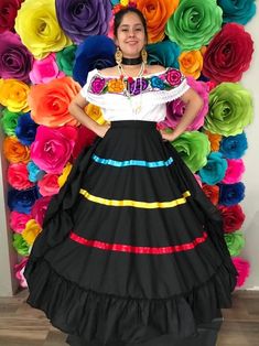 Festival Ruffled Black Skirt, Black Ruffled Festival Skirt, Black Ruffled Skirt For Festival, Black Flowy Skirt With Attached Cancan, 16 De Septiembre Outfit Ideas, Mexican Theme Dresses, Charro Days, Mexican Clothing Style