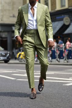 Engagement Suits, Green Suit Men, Linen Suits For Men, Green Wedding Suit, Wedding Suits Groom, Linen Men, Italy Outfits, Green Suit, Tuxedo Suit