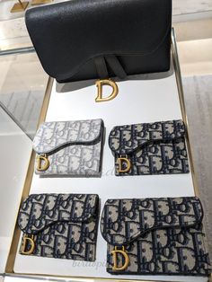 Item code: S5652CCEH_M14F, S5652CTZQ_M928, S5652CTZQ_M932 DIOR OBLIQUE Folding Wallet Small Wallet from Christian Dior, Unisex, Blended Fabrics, Plain, Logo, Folding Wallet, Small Wallet, Cyber Monday Flash SALE, 2021 SS Miss Dior Bag, Brand Name Bags, Dior Wallet, Sacs Design, Luxury Lifestyle Fashion, Luxury Bags Collection, Dior Oblique, Fancy Bags, Luxury Purses