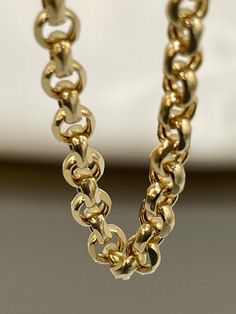 "18K GOLD ROLO(3.5mm)NECKLACE CHAIN DIAMOND CUT SOLID GOLD 24\" (11.00gr)  [Please text me if you want specific length or width i can customize it for you.] Price to sell! Compare our price to other similar sellers! Arrives in a GIFT BOX and includes FREE SHIPPING within the USA and CANADA. international shipping is available at the most economical rates on ETSY. I HAVE BEEN IN THE JEWELRY BUSINESS ALL MY LIFE I am second generation family member making gold and jewelry. please feel to ask me question Always happy to help!" Gold Rolo Chain Necklace For Anniversary, Christmas Gift Boyfriend, Men's Necklace Gold, Gold Necklace For Men, Ring Hook, Real Gold Chains, Mens Cross Necklace, Gold Jewelry Gift, Chain Diamond