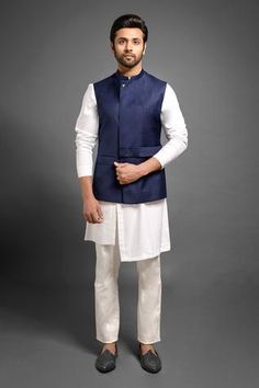 Shop for Mitesh Lodha Blue Overlap Nehru Jacket for Men Online at Aza Fashions Nehru Jacket For Men, Boys Kurta Design, Stylish Men Wear, Dress Illustration, Boys Kurta, Indian Men Fashion, Indian Kurta, Designer Suits For Men, Nehru Jacket