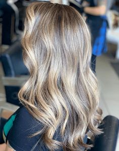 Full vs Partial Highlights: What's The Difference? Full Vs Half Highlights, Partial Babylights Blonde, Full Balayage Vs Partial, Half Balayage Vs Full Balayage, Partial Foil Blonde, Full Vs Partial Highlights, Full Foil Highlights Brunettes, Level 6 Hair Color With Highlights