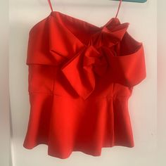 Anthropologie Tube Top With Constructed Bow On Left Side. Size Extra Large. Red Formal Tops For Summer, Red Formal Summer Tops, Chic Holiday Blouse For Spring, Chic Holiday Tops For Spring, Lace Peplum Blouse, Victorian Boho, Upcycle Clothes Diy, White Top Women, Floral Tunic Tops