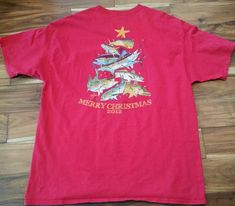 Guy Harvey Merry Christmas 2012 Fishing T-Shirt red beach Tee Men's 2XL boating  #GuyHarvey #GraphicTee Red Beach, Beach Tee, Guy Harvey, Boating Outfit, Fishing T Shirts, Boating, Mens Tees, Men's Clothing, Merry Christmas