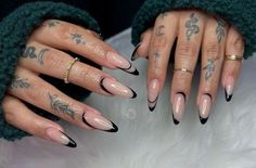 Nude Color Nails With Design, Classy Almond Nails, Shape Nails, Nails Classy, Her Nails