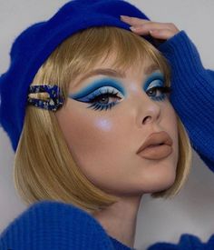 Bold Makeup, Creative Eye Makeup, Creative Makeup Looks, Vintage Makeup