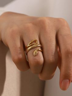 Snake Ring Gold, Queen Rings, Apple Coloring, Snake Jewelry, Snake Design, Snake Ring, Gold Snake, Wrap Rings, Chain Bags