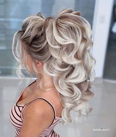 High Ponytail Hairstyles With Bangs, Ponytail Hairstyles With Bangs, Long Summer Hair, High Ponytail Hairstyles, Ponytail Hairstyles Easy, Curly Hair Tutorial, High Ponytail, Ponytail Hair, Wedding Hairstyles Updo