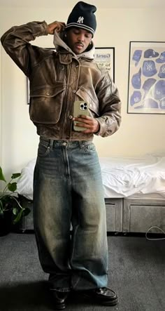 Men’s Fashion Outfits Y2k, Male Fall Outfits Men Styles, Fall Streetwear Outfits, Streetwear Fashion Male, Outfit Black Jeans, Fall Menswear, Guys Fits, Fashion Outfit Ideas, Winter Streetwear