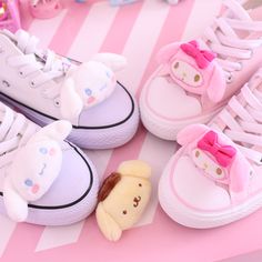 Sanrio Shoes, Sanrio Stuff, Hello Kitty Shoes, Kawaii Shoes, Kawaii Stuff, Kawaii Accessories, Summer Slippers, Pink Shoes, Kawaii Girl