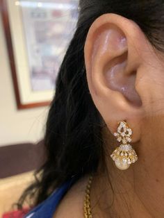 18 Karat Gold '2 in 1' Detachable Diamond Jhumkas - Diamond Dangle Earrings with South Sea Pearls

    Note: Only front side has Diamonds as shown in the picture, the back part of the Jhumka which is not visible from the front is only Gold without Diamonds - 235-DER1727 - in 7.650 Grams for USD $1461.37. 
Made in India by Totaram Jewelers Online this product is in Gold - 18 Karat Gold  & is an excellent gift for Adult - Women. Ships fully insured with secured guaranteed delivery for free with yo Luxury Chandbalis With Pearl Drop, Diamond Jhumkas, Earrings With Pearls, Diamond Dangle Earrings, South Seas, South Sea Pearls, Sea Pearls, Gifts For Adults, Diamond Earrings