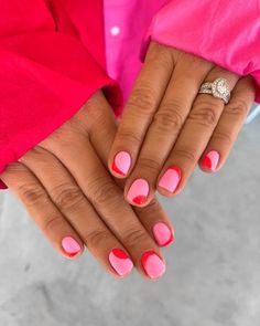 50+ Bright Nails Perfect For A Summer Mani! - Prada & Pearls Do It Yourself Nails, Short Gel Nails, Bright Nails, Short Nail Designs, Dipped Nails, Funky Nails